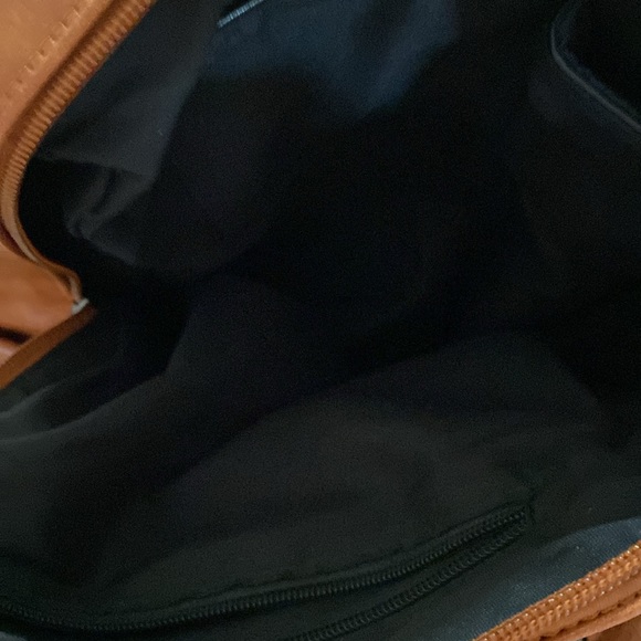 Cluci Leather Back Pack - Picture 6 of 6